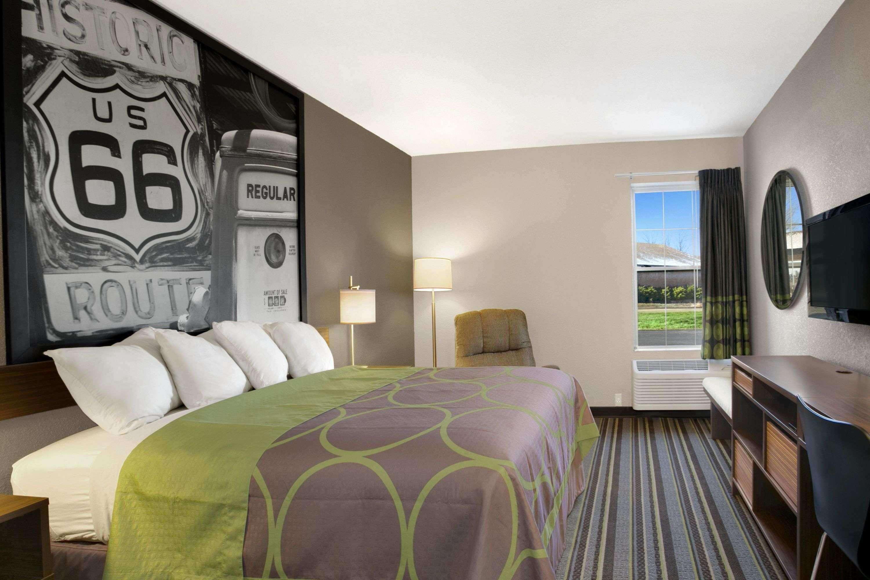 במוטל Strafford Super 8 By Wyndham Stafford/Springfield Area מראה חיצוני תמונה